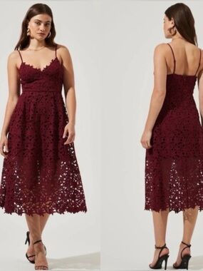 ASTR The Label Revolve Maroon Burgundy Lace Spaghetti Strap Midi Dress